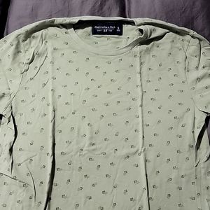 Men's Abercrombie & Fitch soft t-shirt